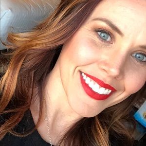 Meet your Posher, Tarah